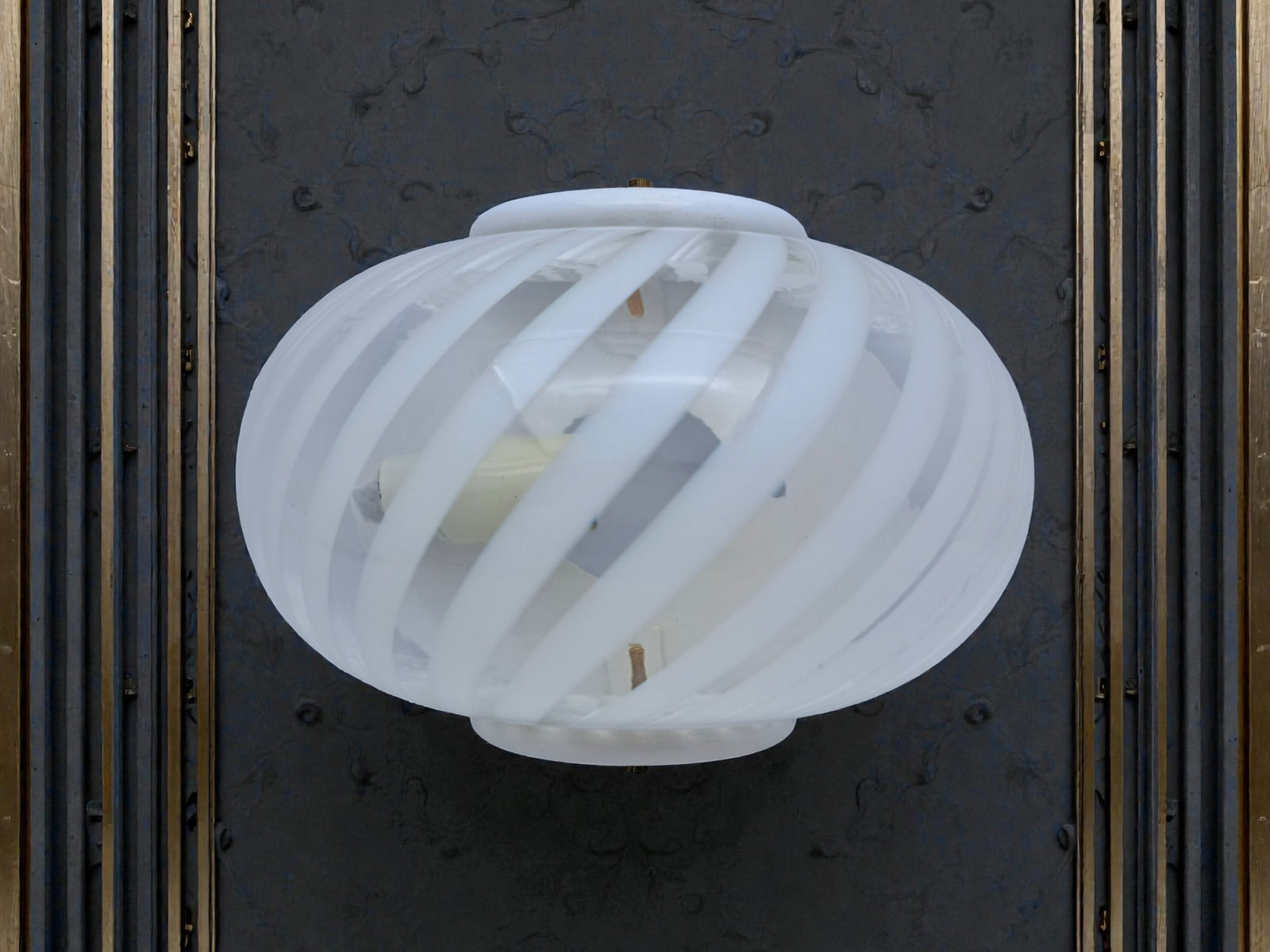 Applique in Vetro di Murano, Lavorazione Swirl