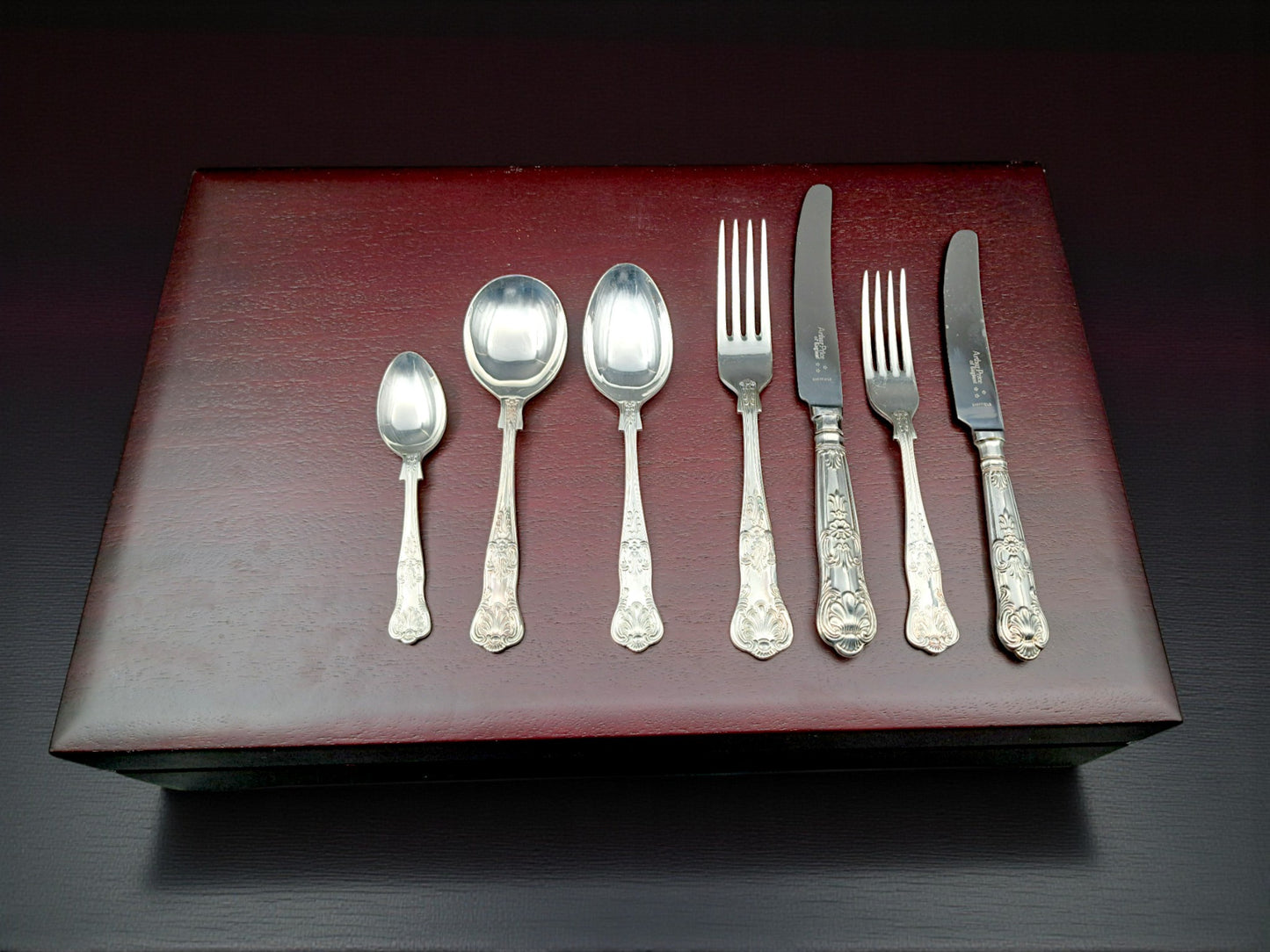 Servizio Posate per 8 Persone, Arthur Price of England, Kings Pattern