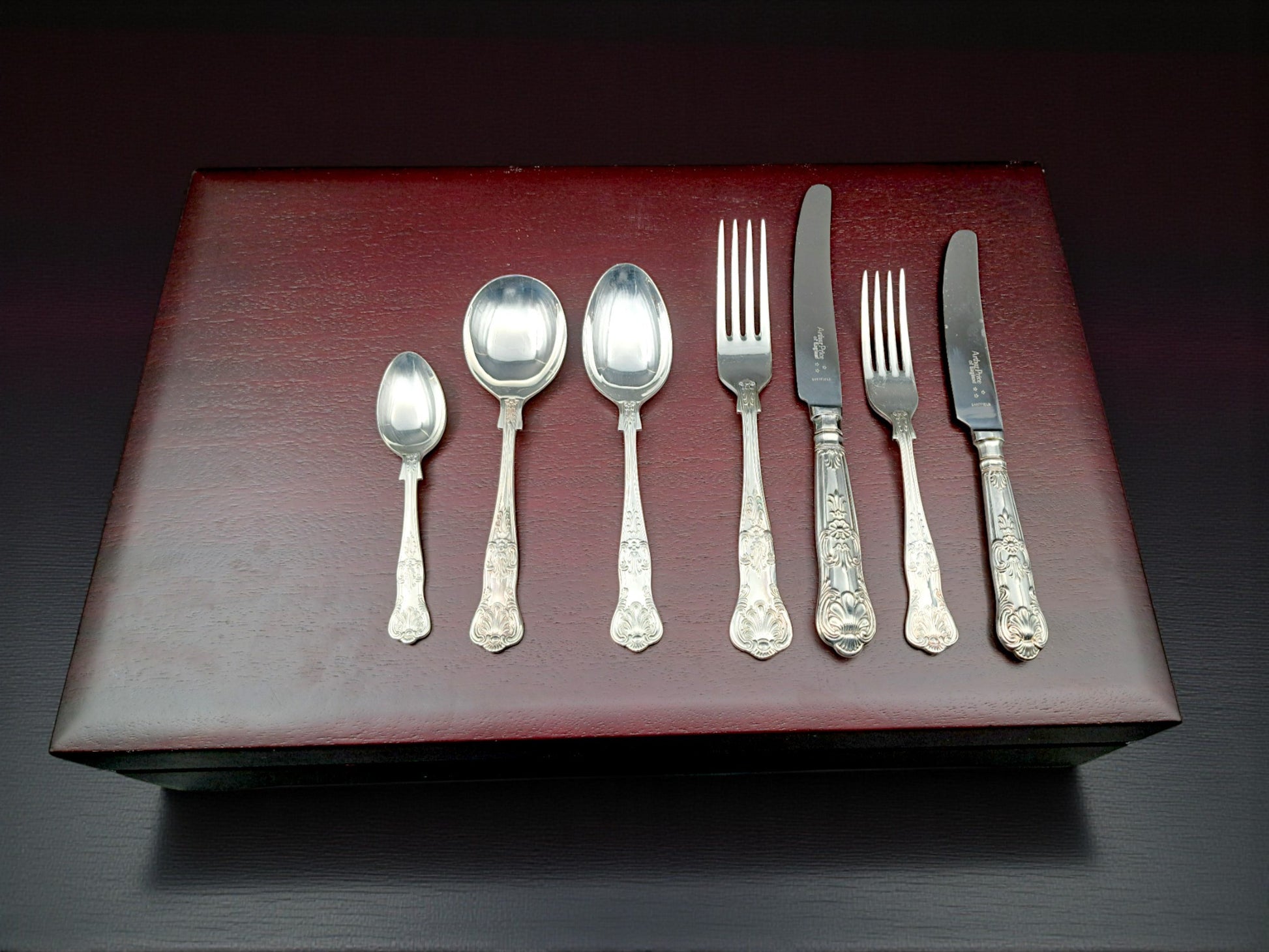 Servizio Posate per 8 Persone, Arthur Price of England, Kings Pattern