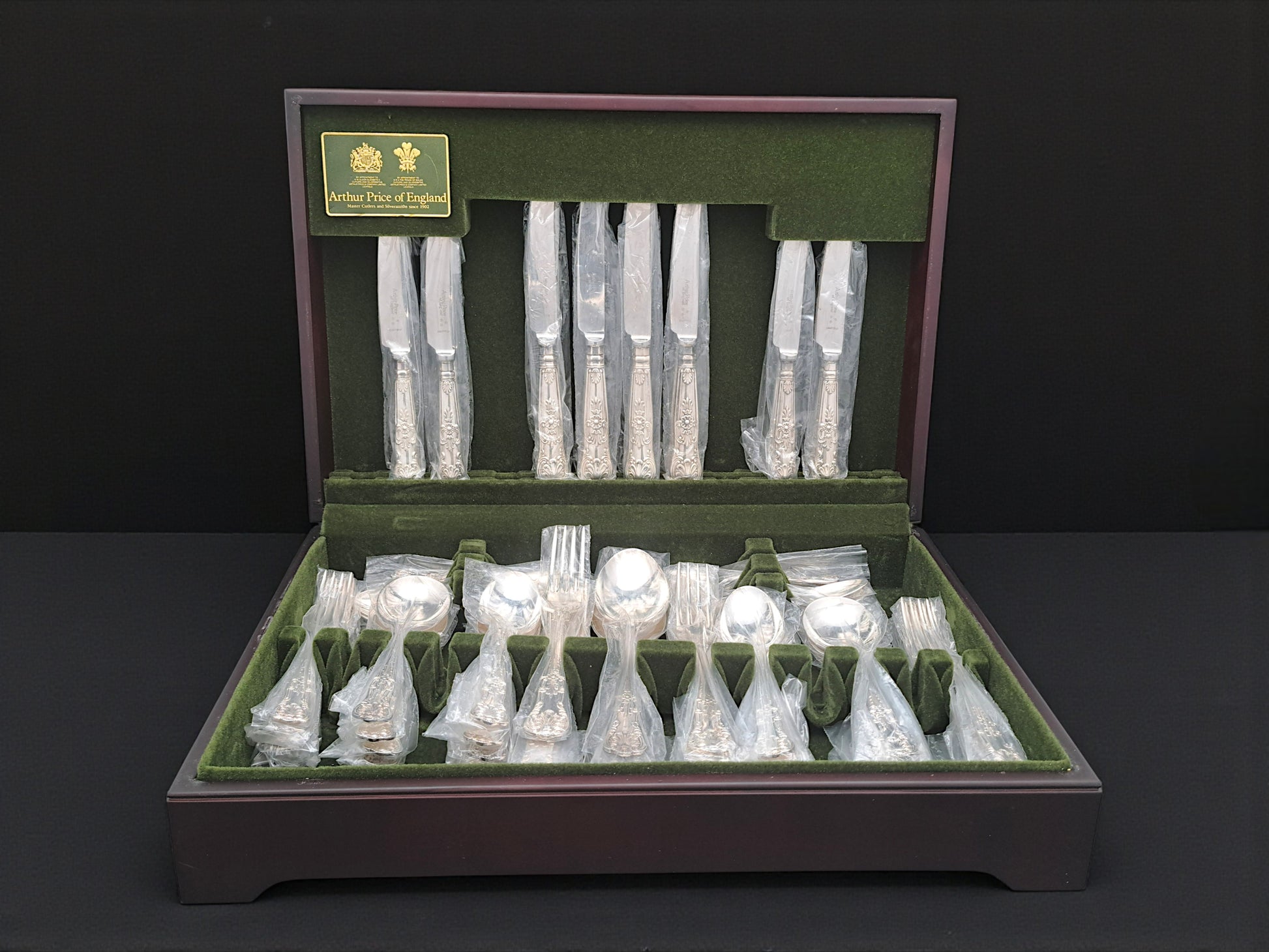 Servizio Posate per 8 Persone, Arthur Price of England, Kings Pattern