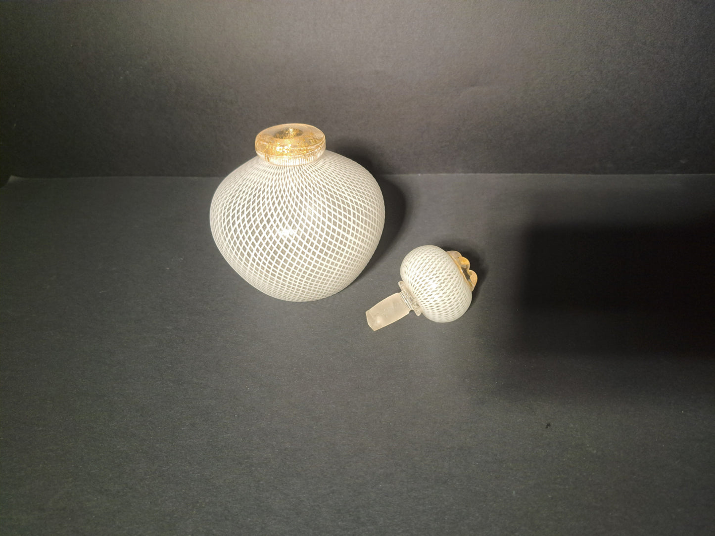 Murano Glass Perfume Bottle, Reticello Processing
