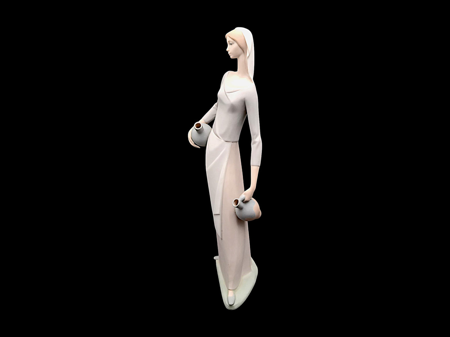 Statuina in Pocellana, Ancella, Nao, Gruppo Lladrò