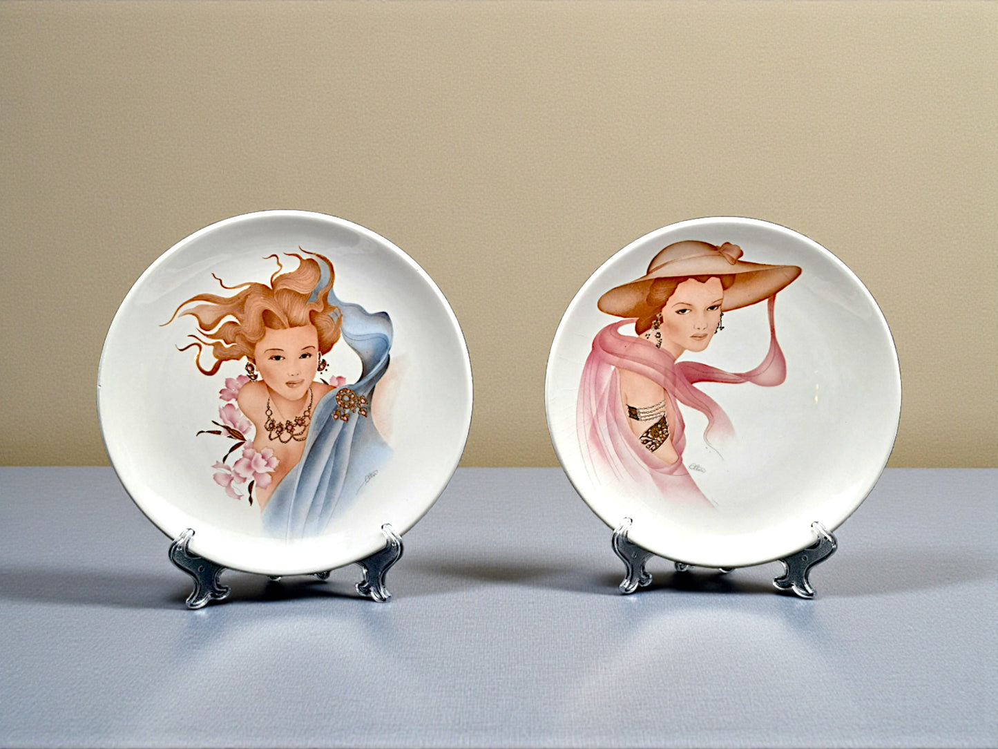 Collezione 4 Piatti Ceramica, Volti Femminili, FG Ceramiche Artistiche