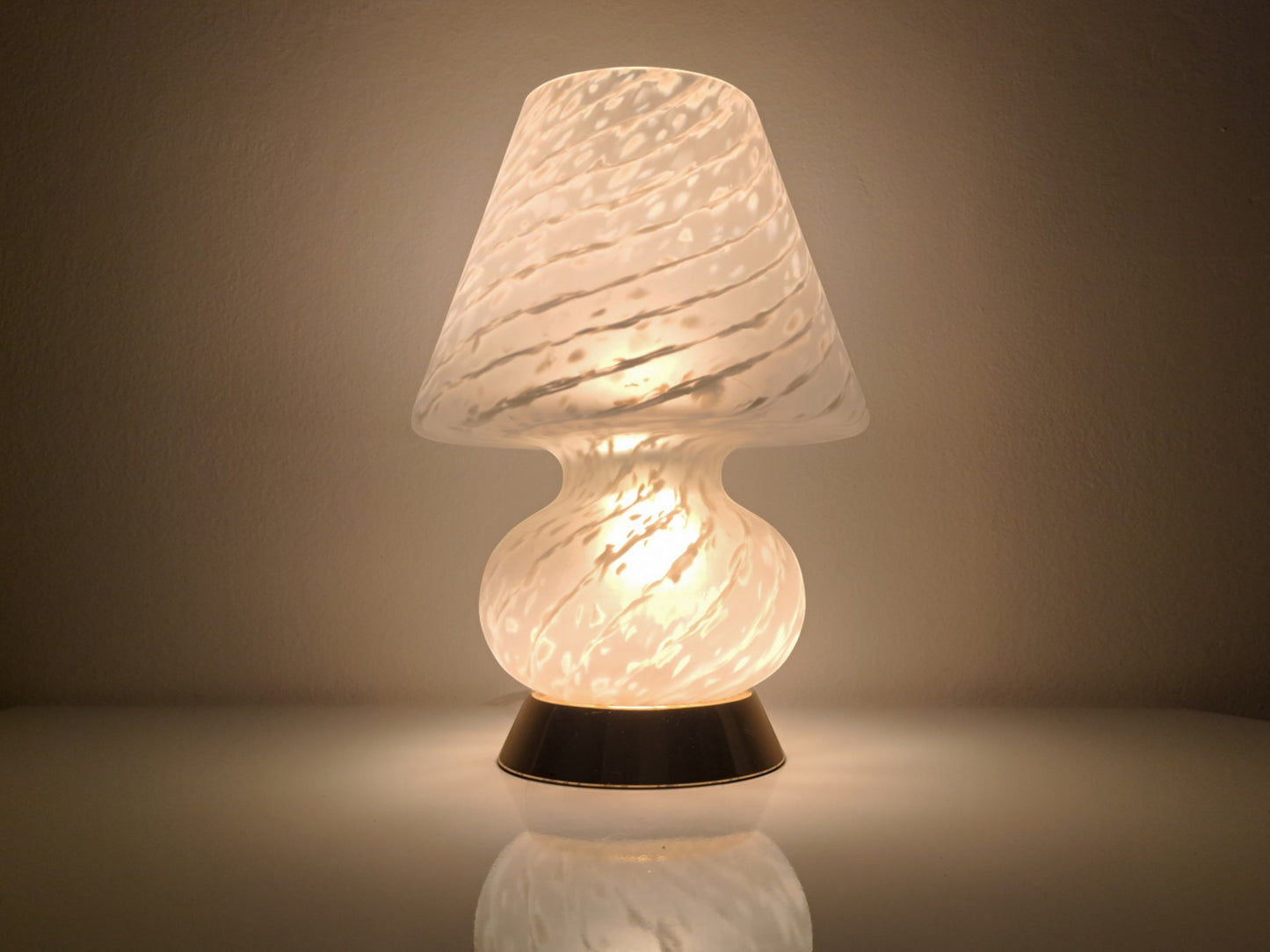 Lampada a Fungo in Vetro di Murano, Lavorazione Swirl