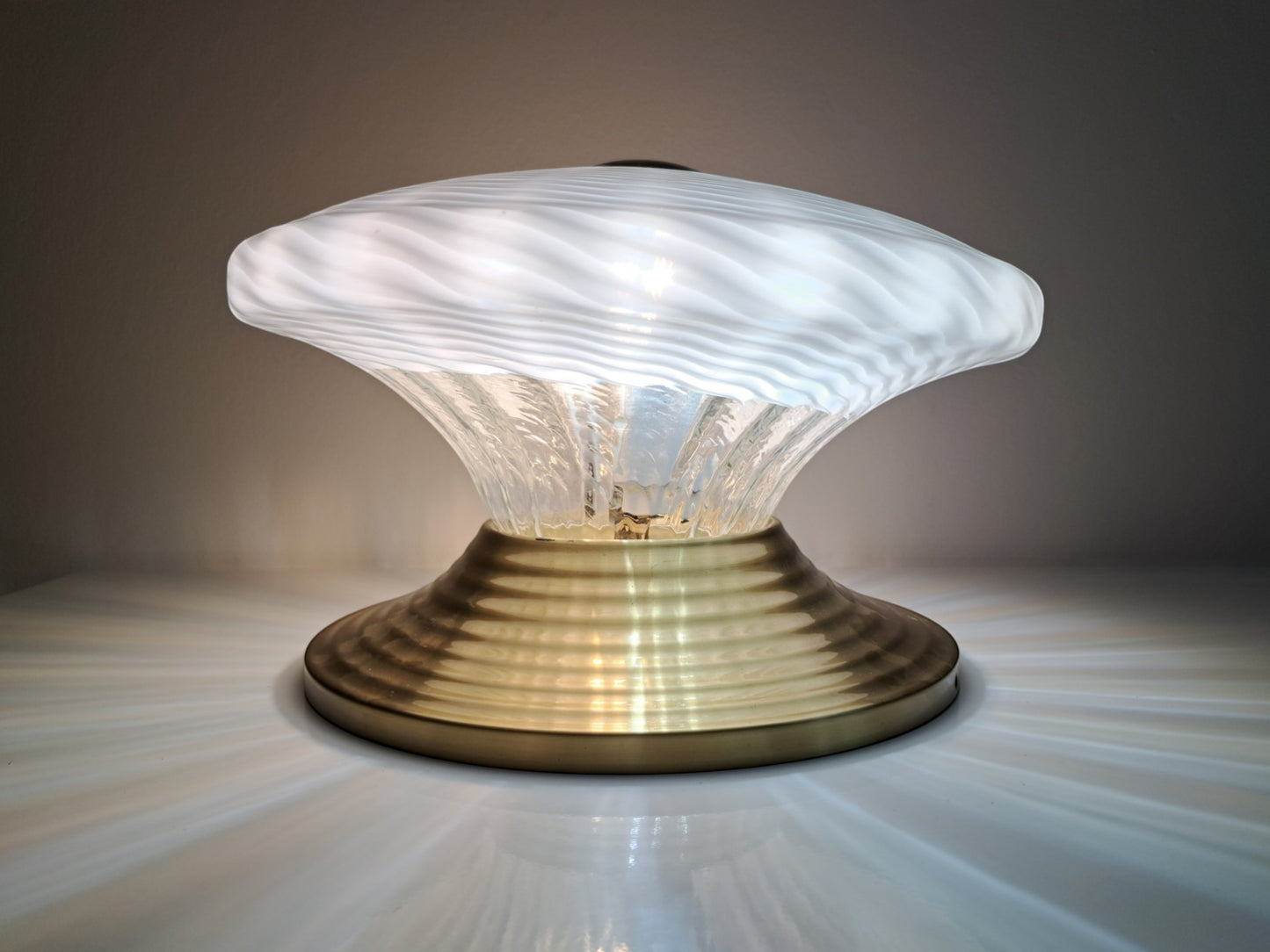 Lampada da Tavolo in Vetro di Murano, Lavorazione Swirl
