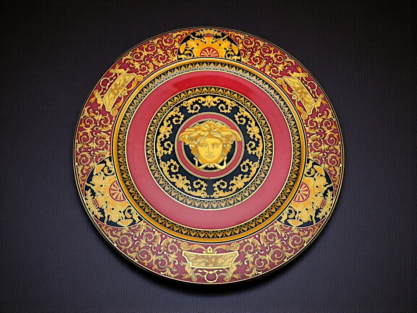 Piatto da Parete, Rosenthal per Versace, Modello Ikarus Medusa