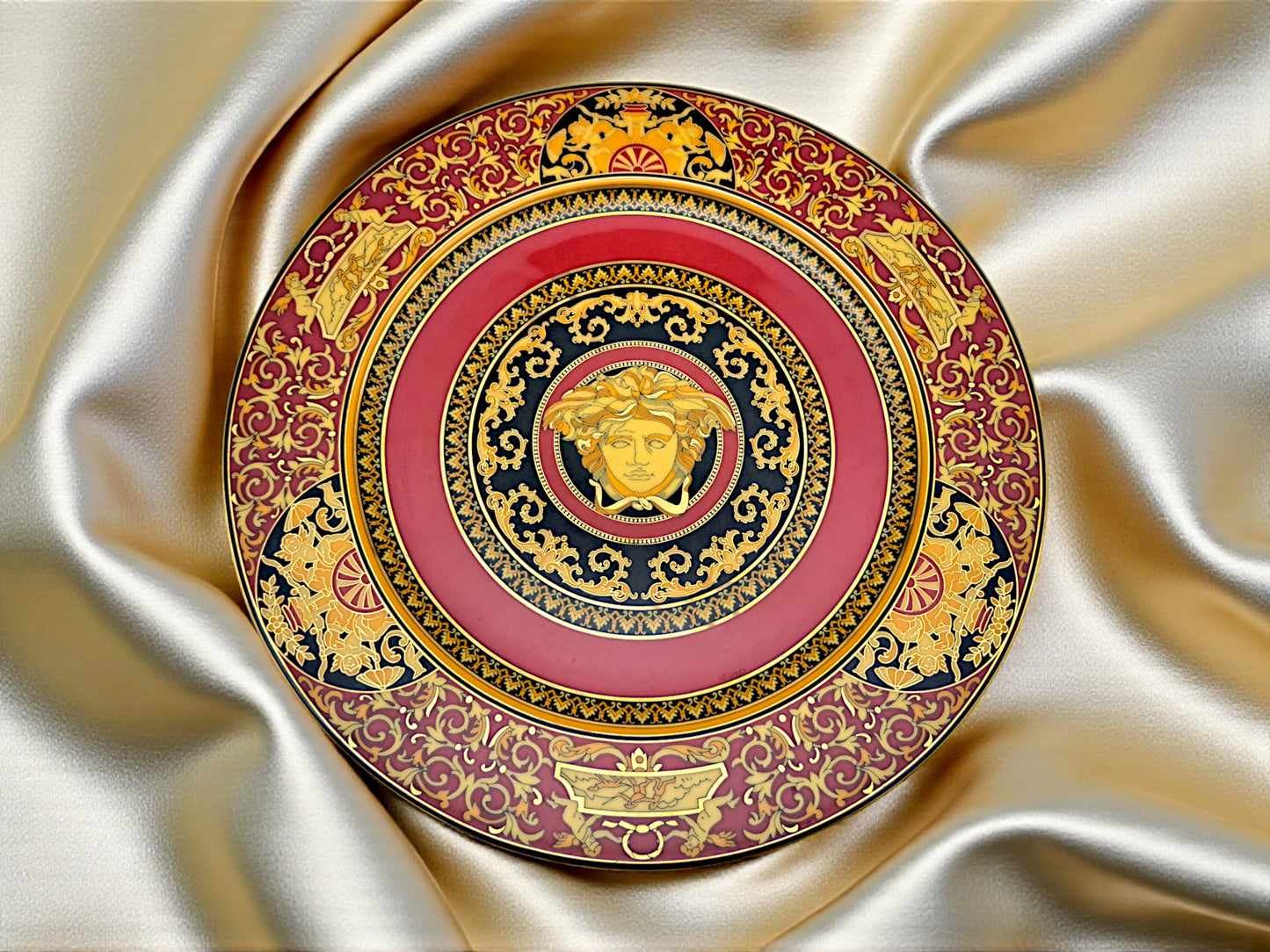 Piatto da Parete, Rosenthal per Versace, Modello Ikarus Medusa