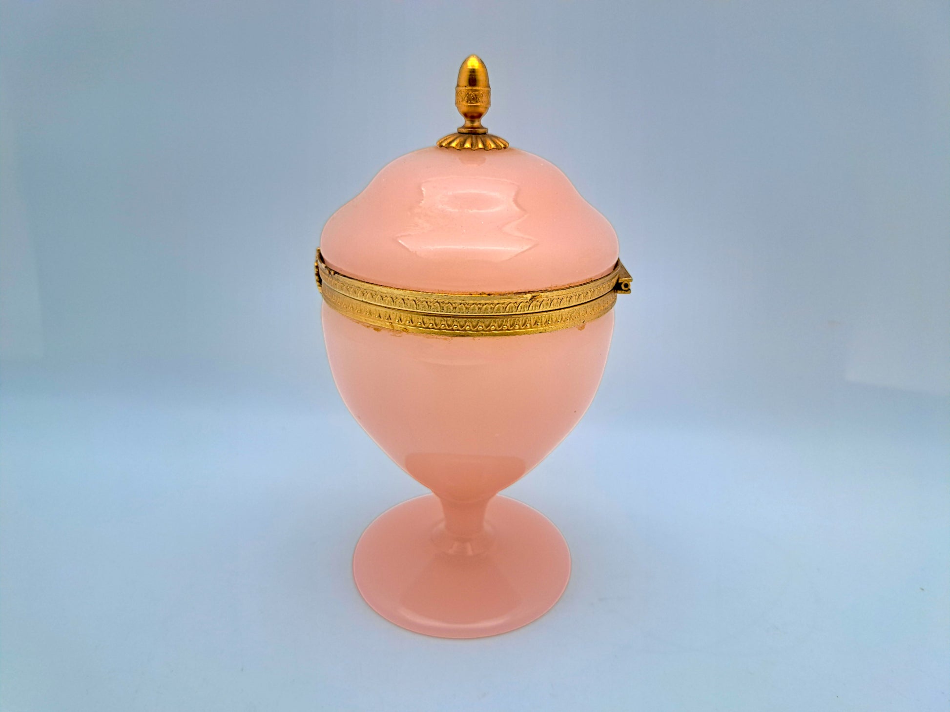 Cofanetto Portagioie Francese in Vetro Opalino Rosa