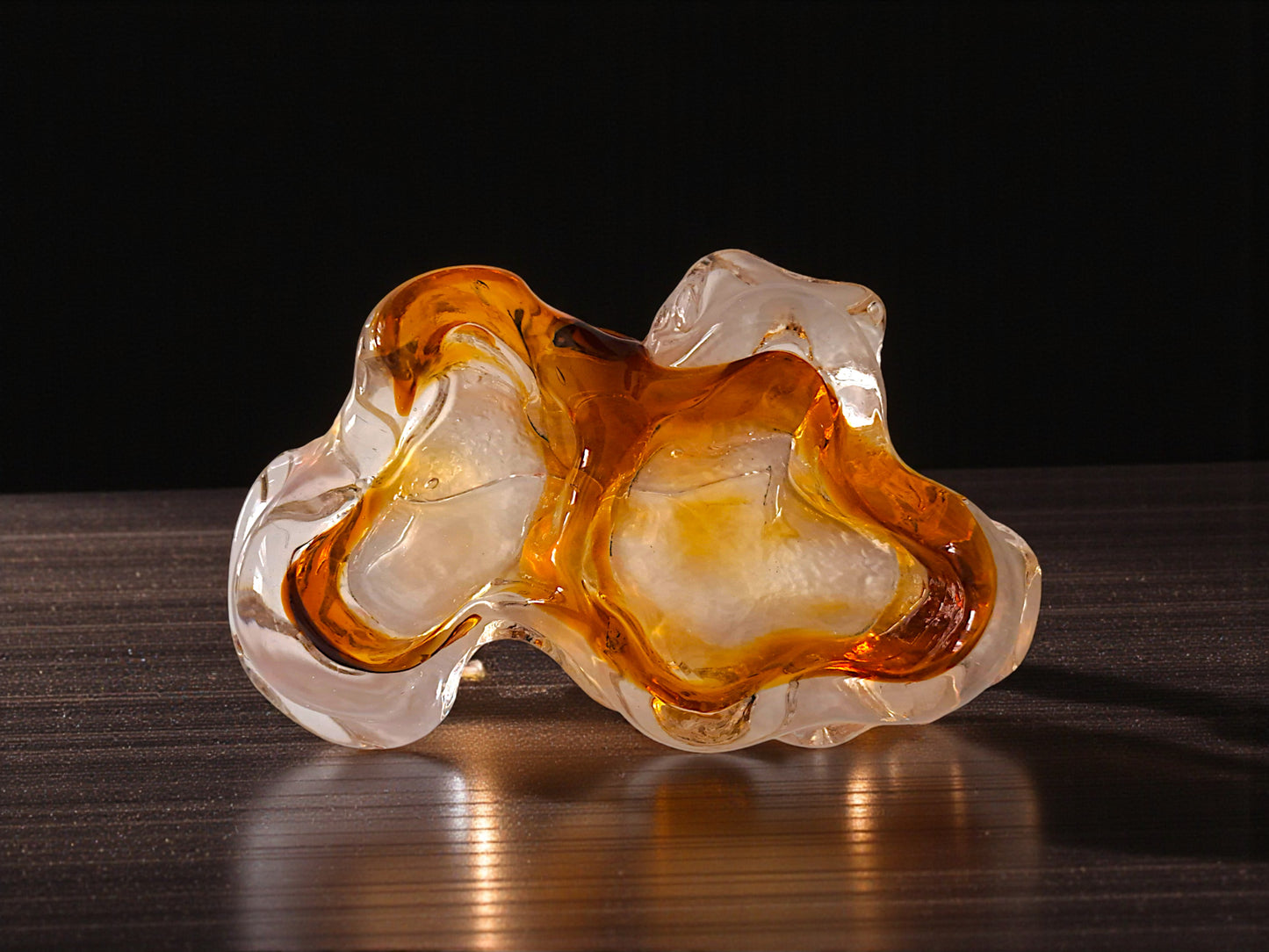 Posacenere in Vetro di Murano, Stile Brutalista