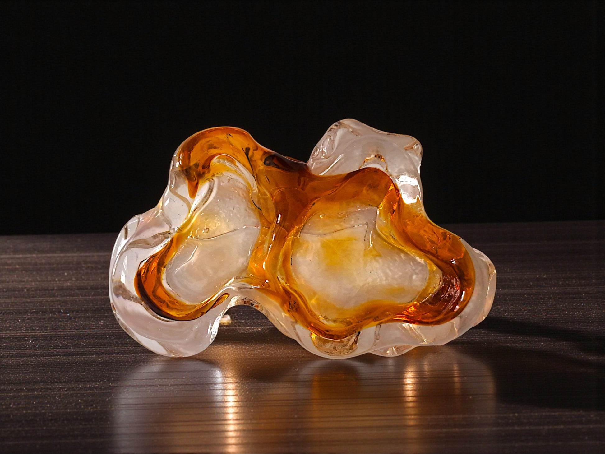 Posacenere in Vetro di Murano, Stile Brutalista