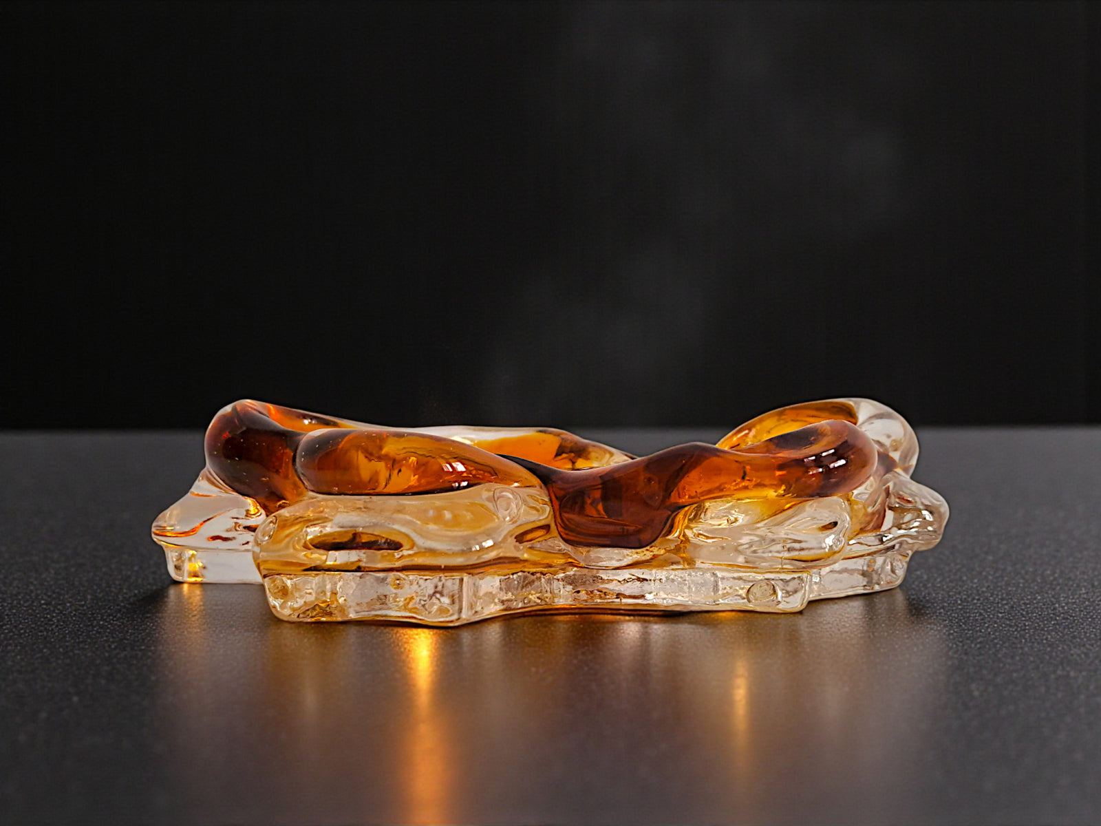 Posacenere in Vetro di Murano, Stile Brutalista