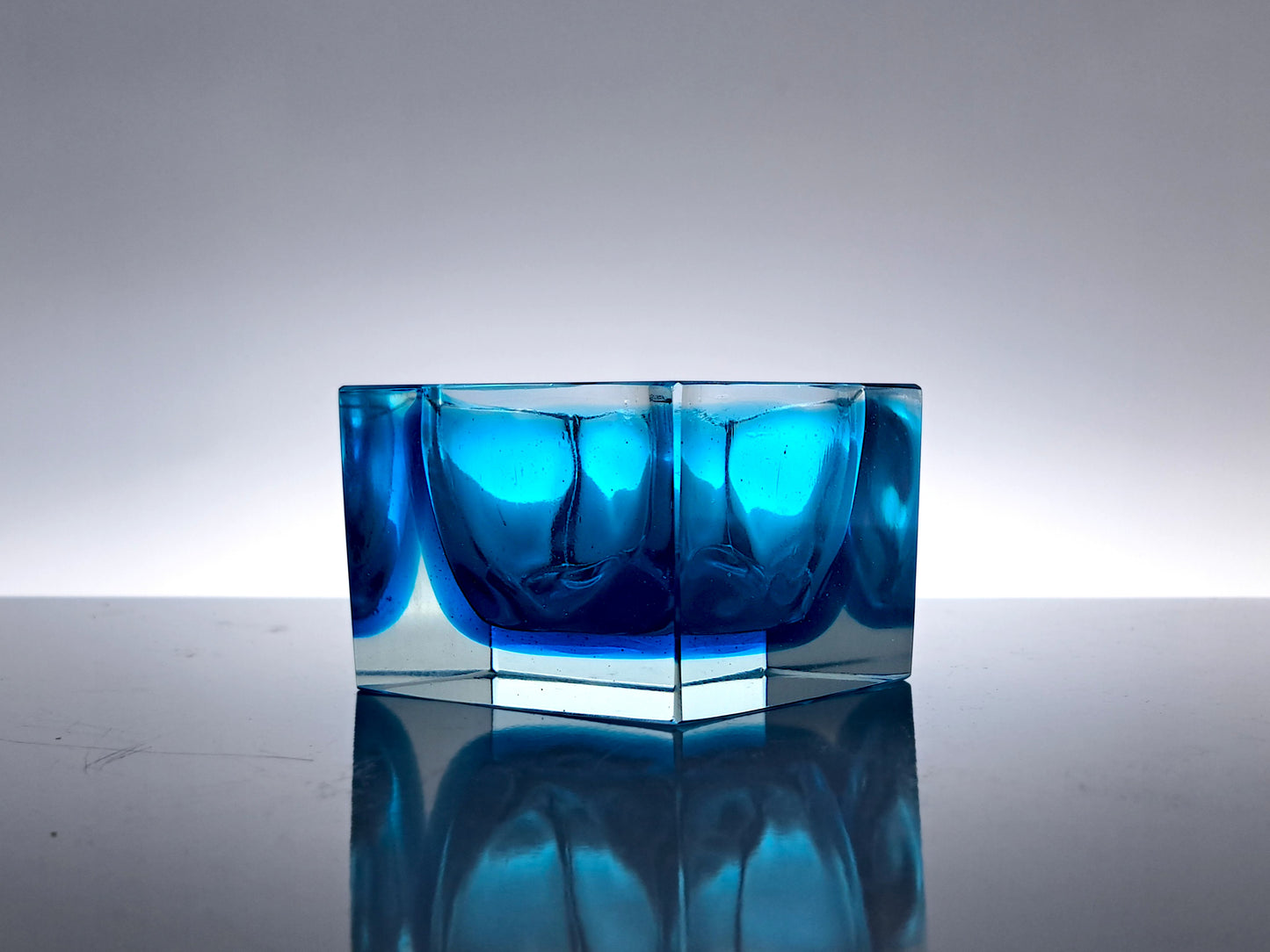 Posacenere in Vetro Sommerso Blu di Murano, Flavio Poli per Seguso