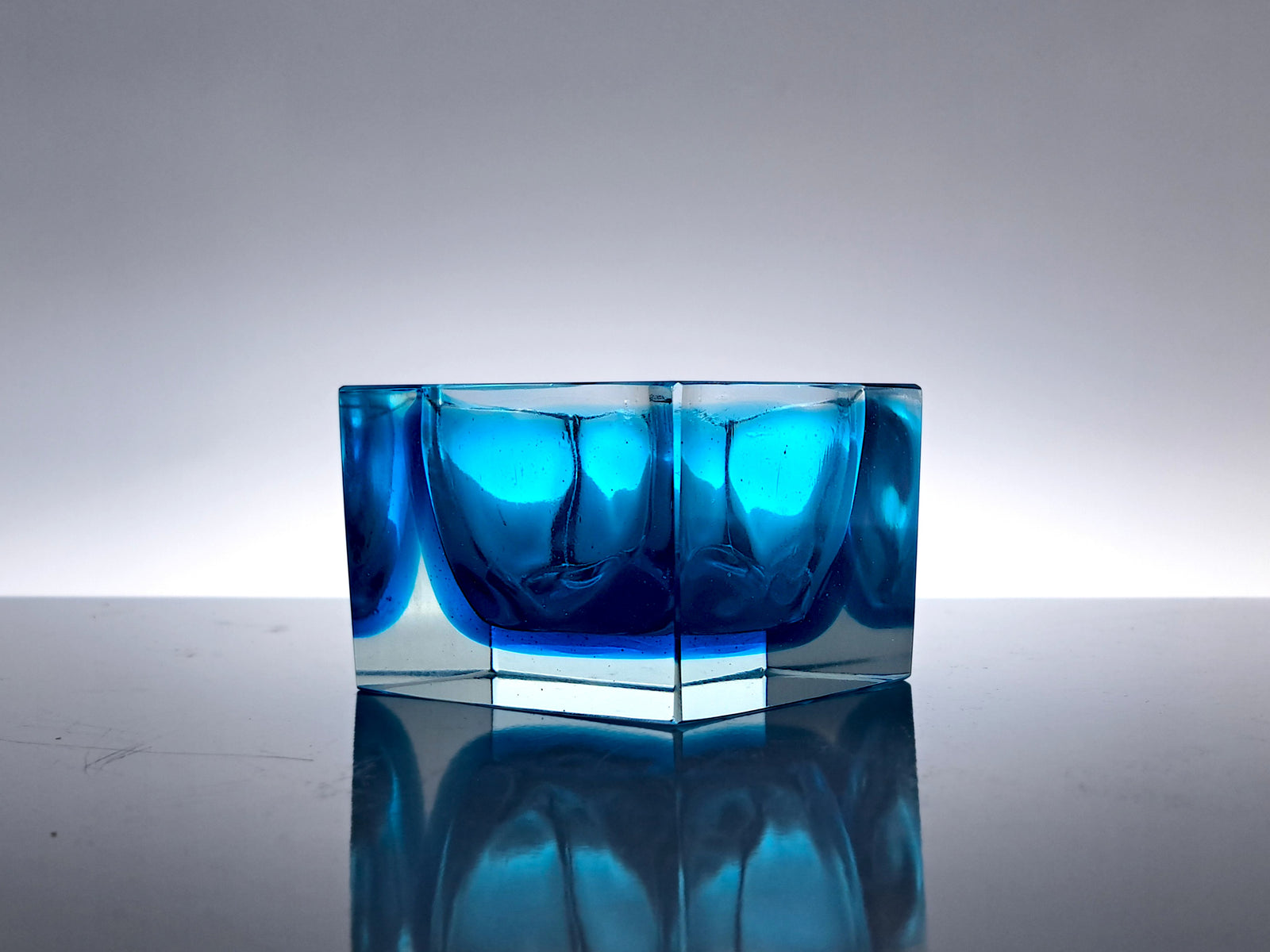 Posacenere in Vetro Sommerso Blu di Murano, Flavio Poli per Seguso