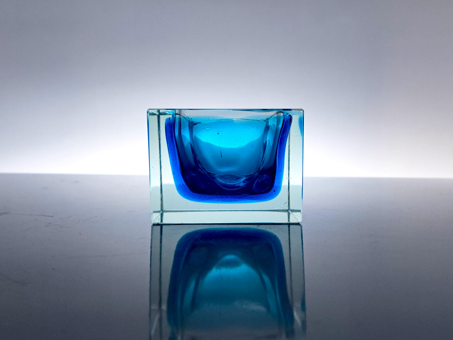 Posacenere in Vetro Sommerso Blu di Murano, Flavio Poli per Seguso