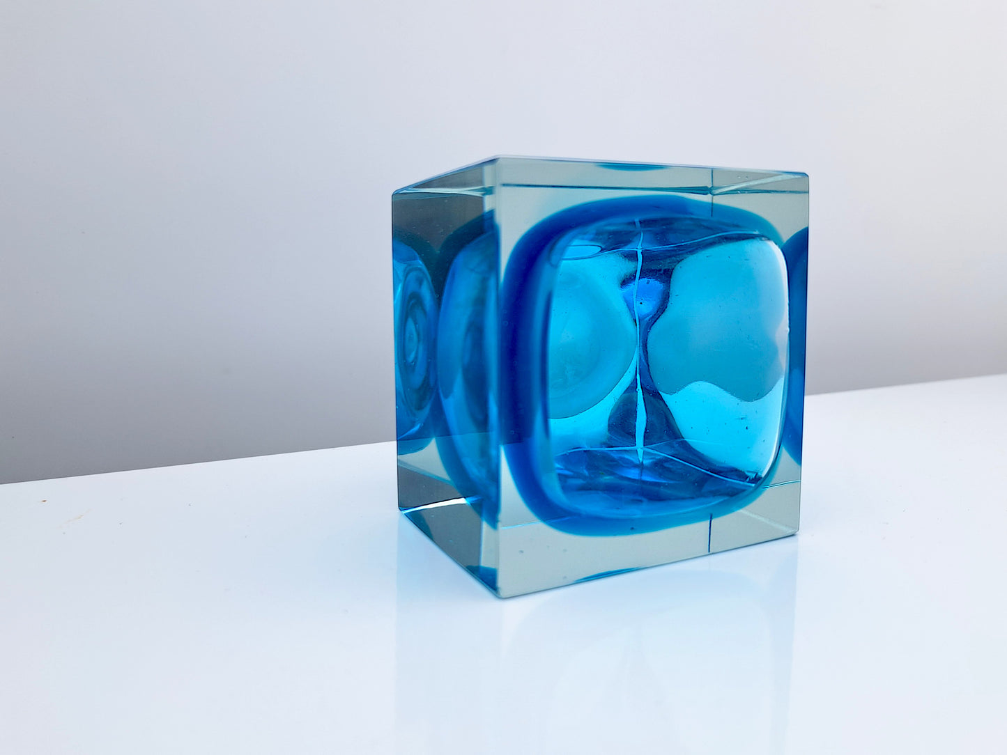 Posacenere in Vetro Sommerso Blu di Murano, Flavio Poli per Seguso